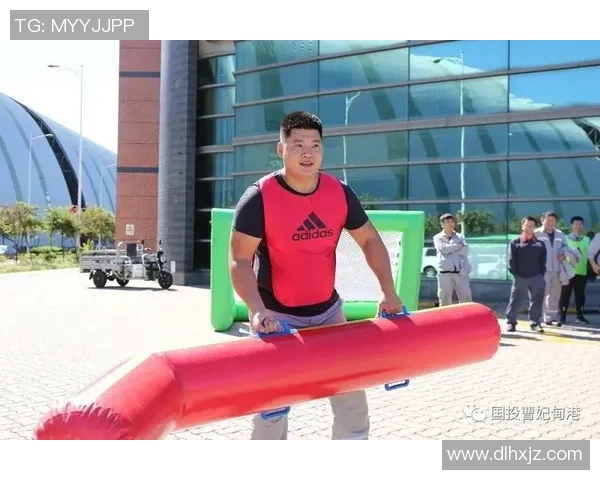 足球巨星成长日志：从童年梦想到世界巅峰的奋斗轨迹