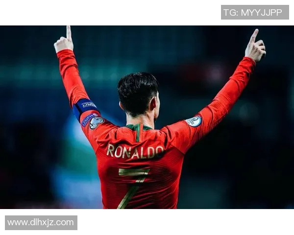 足球界十位传奇球星盘点 各自辉煌成就与影响力解析