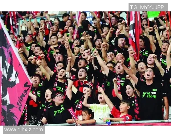 退役足球明星重返赛场挑战自我激情再燃